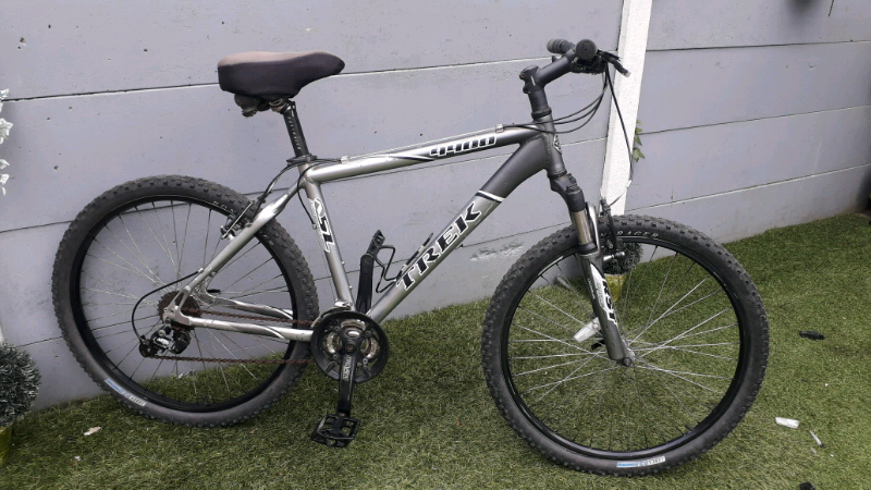 trek 4400 mountain bike